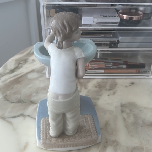 Lladro - Picture 2 of 5